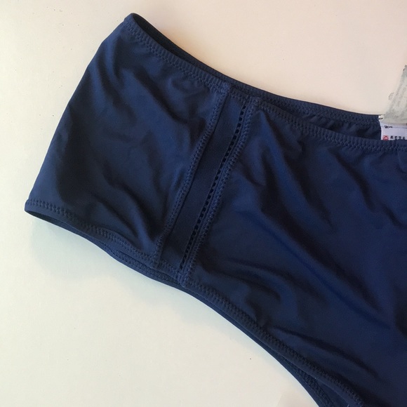 NWT FREE PEOPLE CHEEKY BOY SHORTS - S - Picture 4 of 6